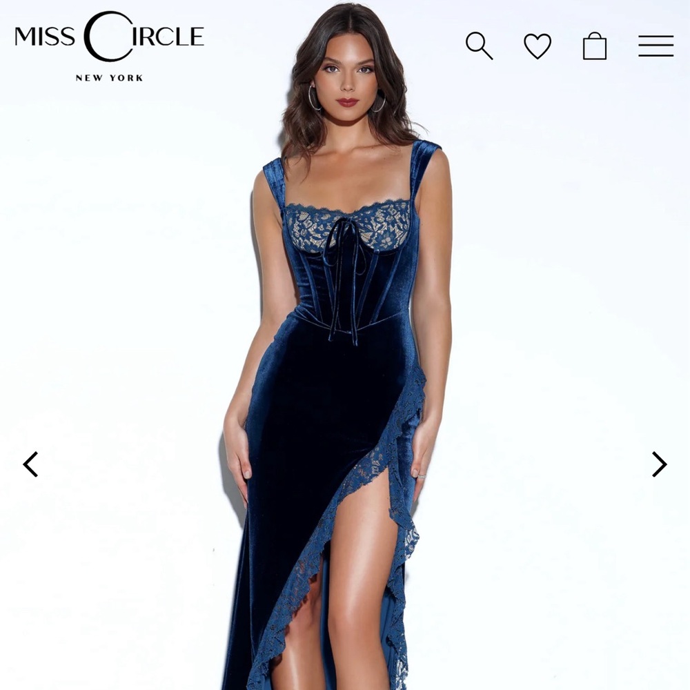 Miss Circle Odilia Teal Lace Velvet Maxi Dress